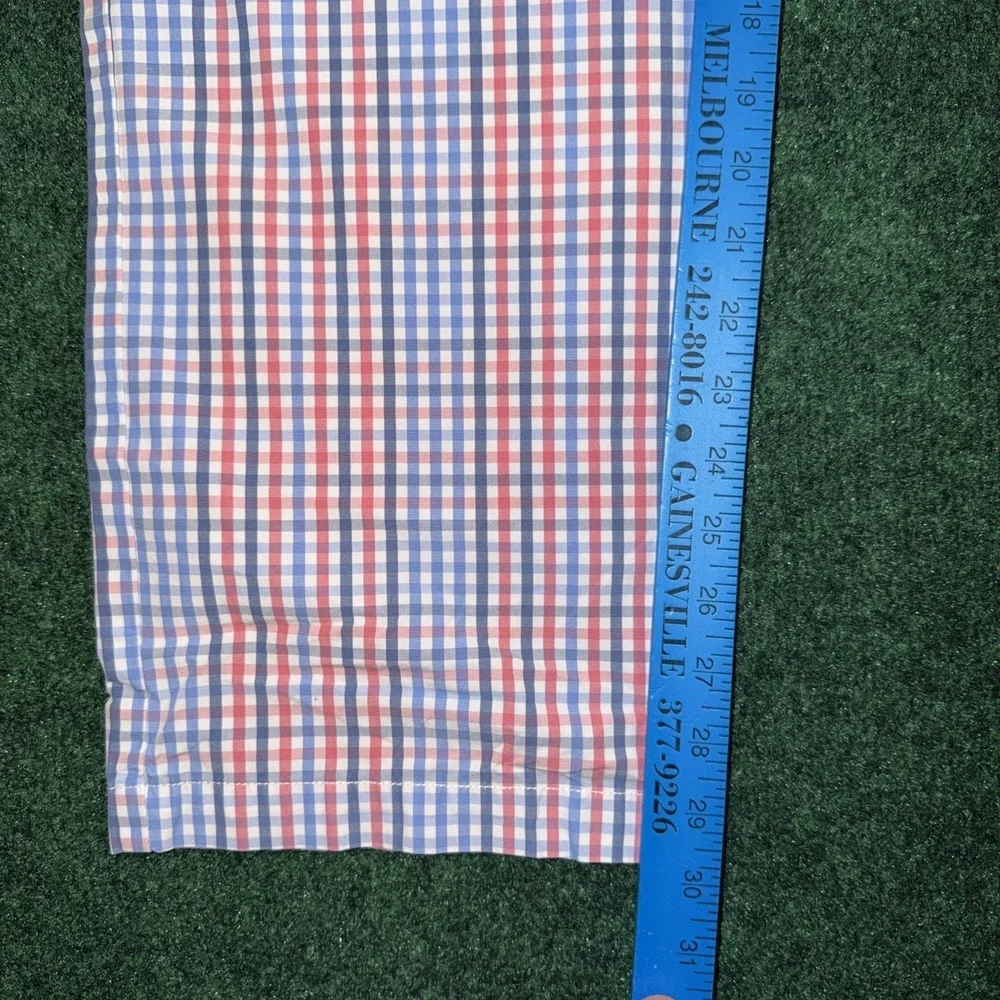 Vineyard Vine Men's Plaid Causal Chino Pants Men's Size 33x32 Pink Blue White